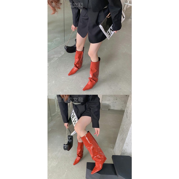 Giày bốt cổ cao tới gối mũi nhọn đế nêm gót trung bình phối xếp ly phong cách 2021 cho nữ | BigBuy360 - bigbuy360.vn