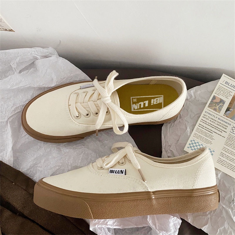 Giày Vải dây buộc đế nâu thời trang mới 2022