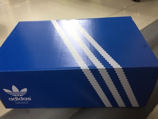 Pass giầy Stansmith mới mua