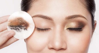 Set kẻ mắt Clio Waterproof Brush Liner Kill Black