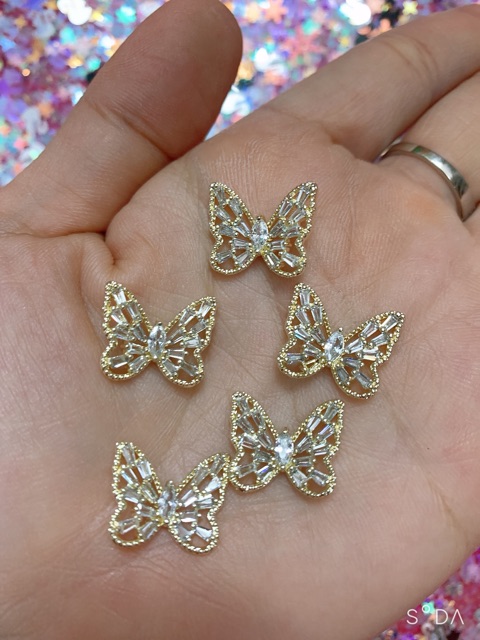 Phụ kiện đá trang trí móng, charm đá gắn móng tay chân BEE NAILS shop