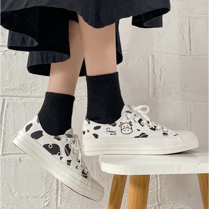 Phụ nữ Hàn, đơn giản và đa năng | BigBuy360 - bigbuy360.vn