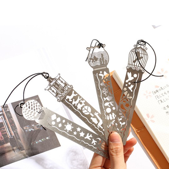 [Mã LIFEBOOK2 giảm 10% đơn 0Đ] Bookmark kim loại bạc mẫu ruler cây thước xinh xắn