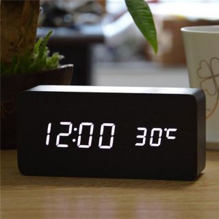 Đồng Hồ Led Để Bàn Vân Gỗ Cao Cấp