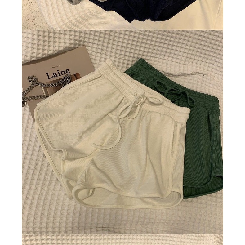 Quần Đùi Thể Thao Phong Cách Hàn Quốc Cho Nữ Dễ Phối Đồ