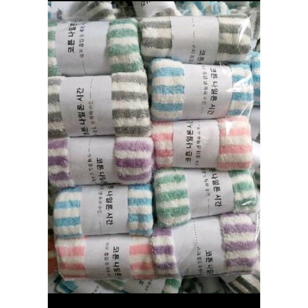 SET 10 KHĂN LAU MẶT HÀN quốc THÔNG TIN KHĂN MẶT HÀN KẺ:- Màu sắc: nhiều màu giao màu