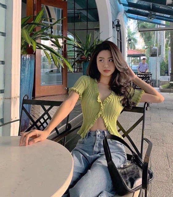 ÁO LEN KIỂU CÚC BÈO XẺ GIỮA QUẢNG CHÂU MS10002