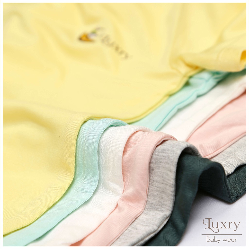 Bộ quần áo cộc tay Luxry màu xanh rêu chất vải sợi tre cực mát cho bé trai từ 3 tháng đến 4 tuổi