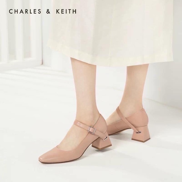 Giày Charles & Keith auth