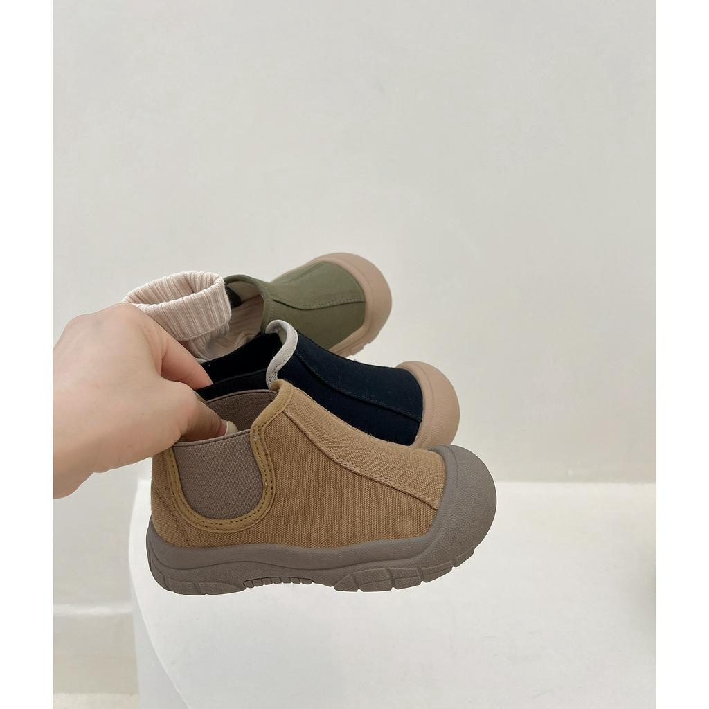 Giày thể thao canvas cổ cao cho bé G845