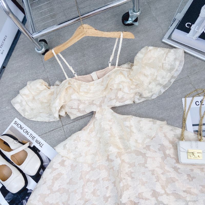 ĐẦM HOA RỚT VAI KHOÉT EO