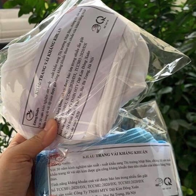 10 cái Khẩu trang vải kháng khuẩn của Công ty dệt may  ( màu ngẫu nhiên)