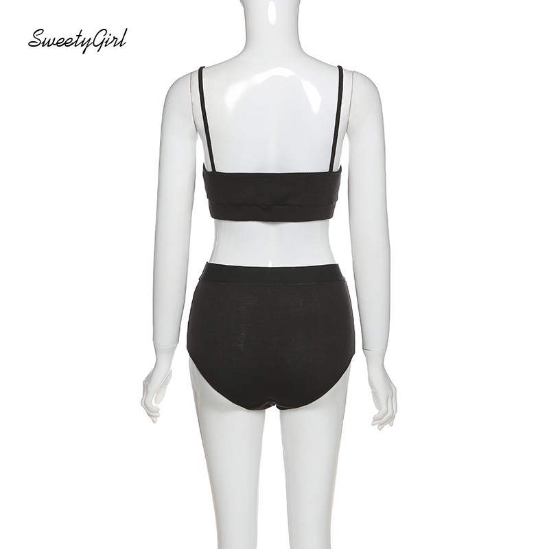 Bộ Áo Tank Top Cổ Chữ V Hở Lưng + Quần Short Lưng Cao Thêu Họa Tiết Thời Trang Cho Nữ