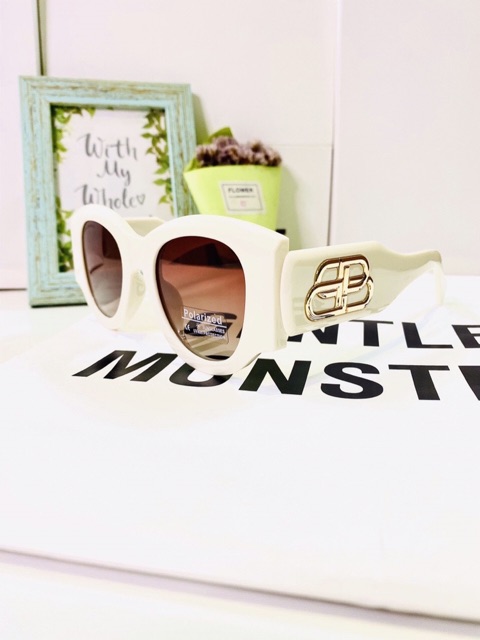 Mắt kính tròng polazoi cao cấp thời trang cho bạn tự tin trước mọi ánh nhìn... | BigBuy360 - bigbuy360.vn