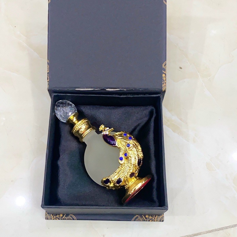 TINH DẦU DUBAI MẪU CON CÔNG CÓ HỘP | BigBuy360 - bigbuy360.vn