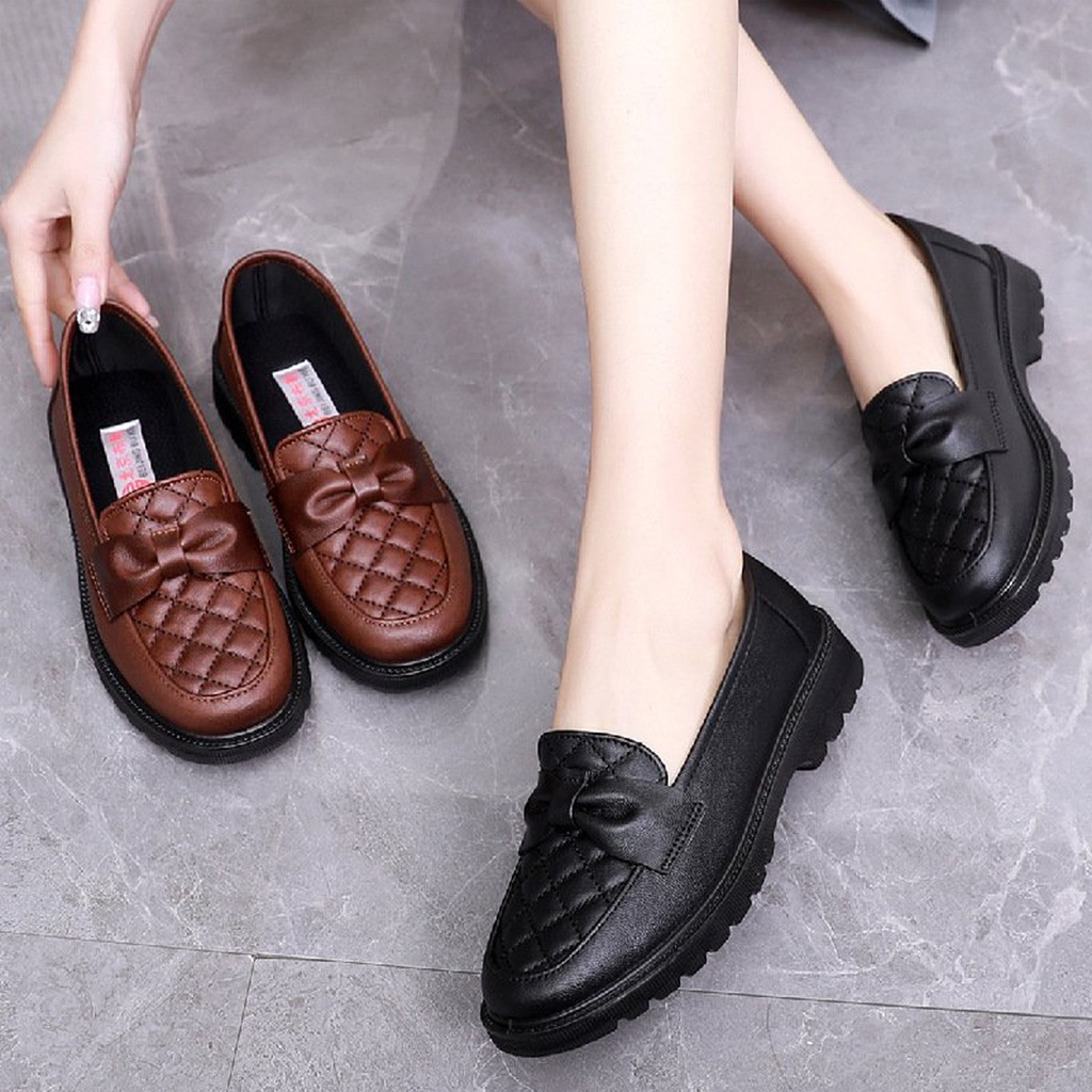Giày lười nữ chất liệu da vải slip on kiểu mọi đế cao màu trắng độn đế bảo hành 1 năm GD38 TIMAN