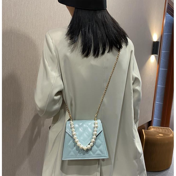 🔥 FREESHIP EXTRA 🔥 Túi xách da PU ❤️BÁN LỖ❤️ Màu trơn phối chuỗi ngọc trai nhân tạo phong cách retro cho nữ DC0011