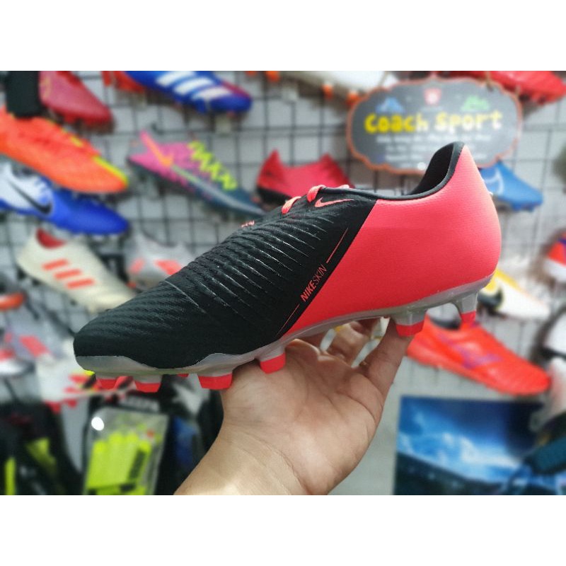 Giày bóng đá Phantom Academy FG màu đỏ đen