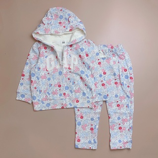 Bộ nỉ da cá Babygap màu trắng hoa xanh đỏ