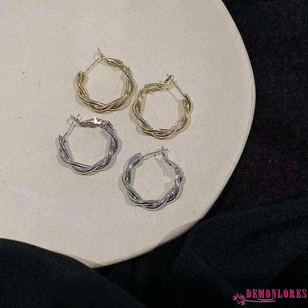 Hoa tai hình tròn màu sắc tinh tế thời trang dành cho nữ