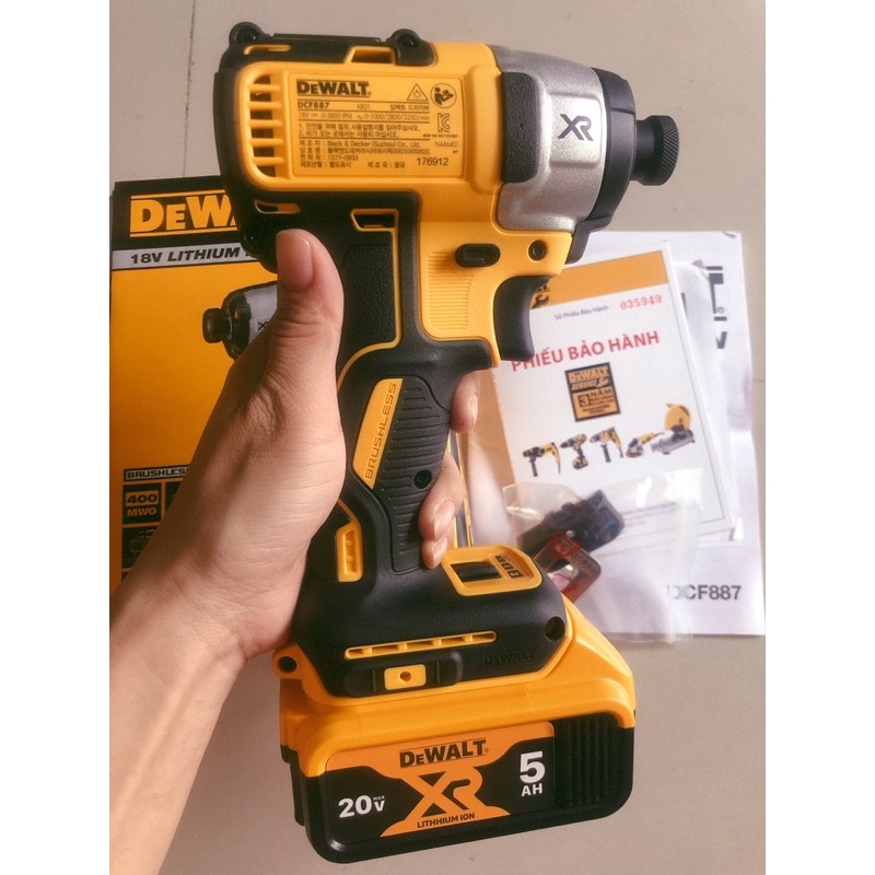 Thân máy dewalt 887 việt nam .bảo hành 36thang