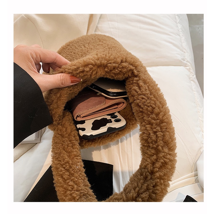 Túi Đeo Chéo Bằng Lông Xù Thời Trang Mùa Đông Dành Cho Nữ Chaika Kilter