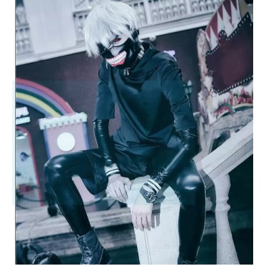 Trang phục cosplay nhân vật Kaneki Ken trong truyện Tokyo Ghoul