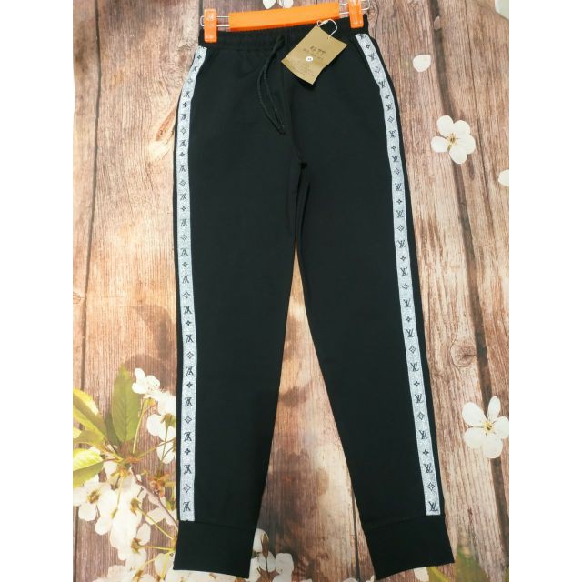 QUẦN JOGGER UMI HÀN SỌC BO GẤU CAO CẤP