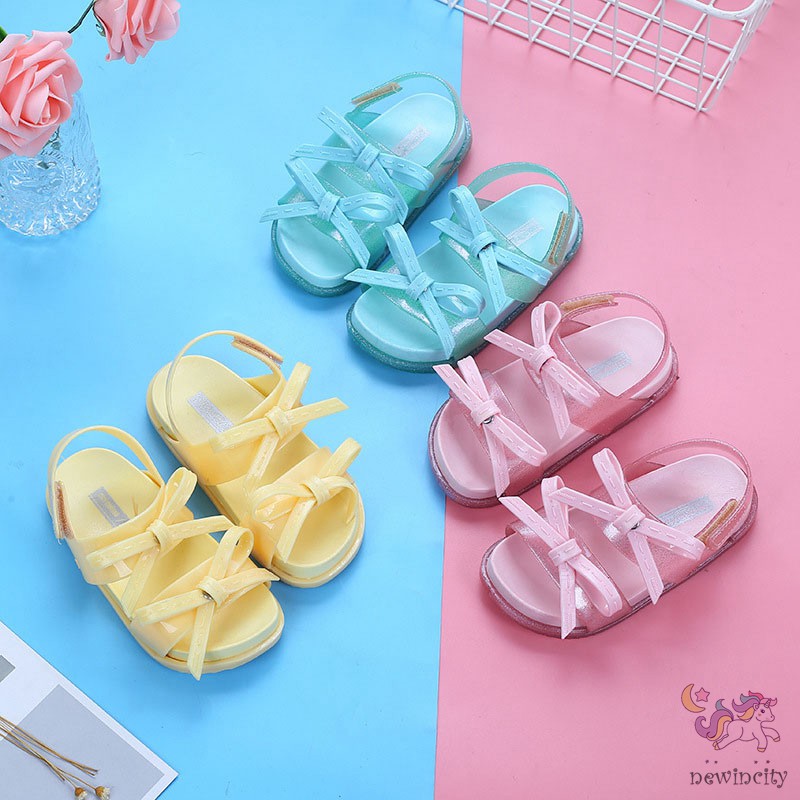 Giày Búp Bê Nhựa Mềm Chống Trượt Cho Bé