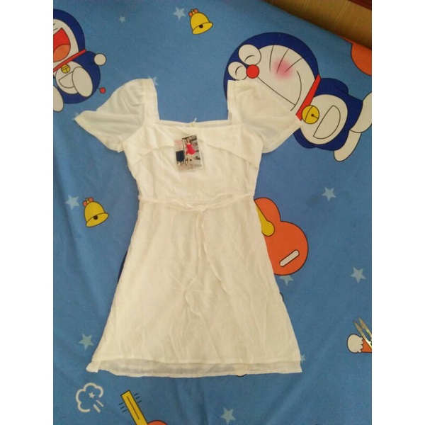 váy body 2 dây trắng