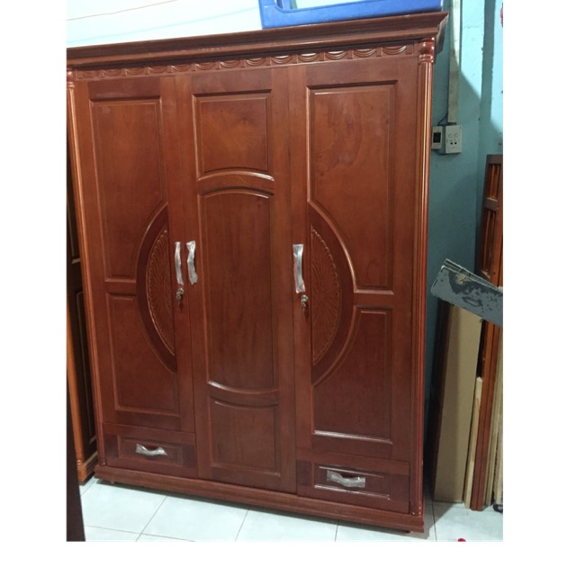 Tủ áo xoan