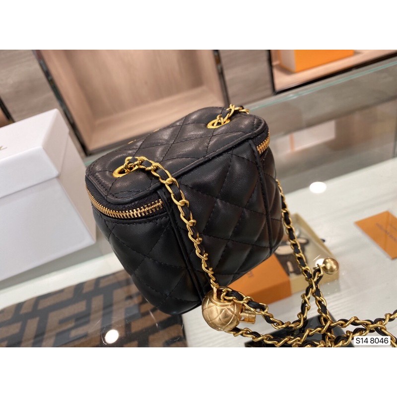 Túi dáng hộp, túi đeo chéo Gucci GG GC da thật cao cấp