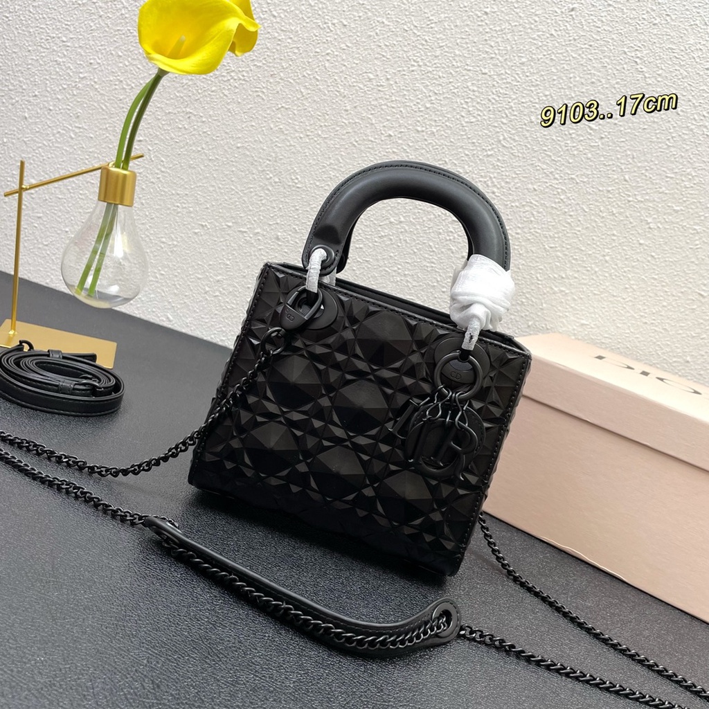 Túi xách nữ da thật thời trang cao cấp Christian Dior CD phong cách trẻ trung, thời thượng