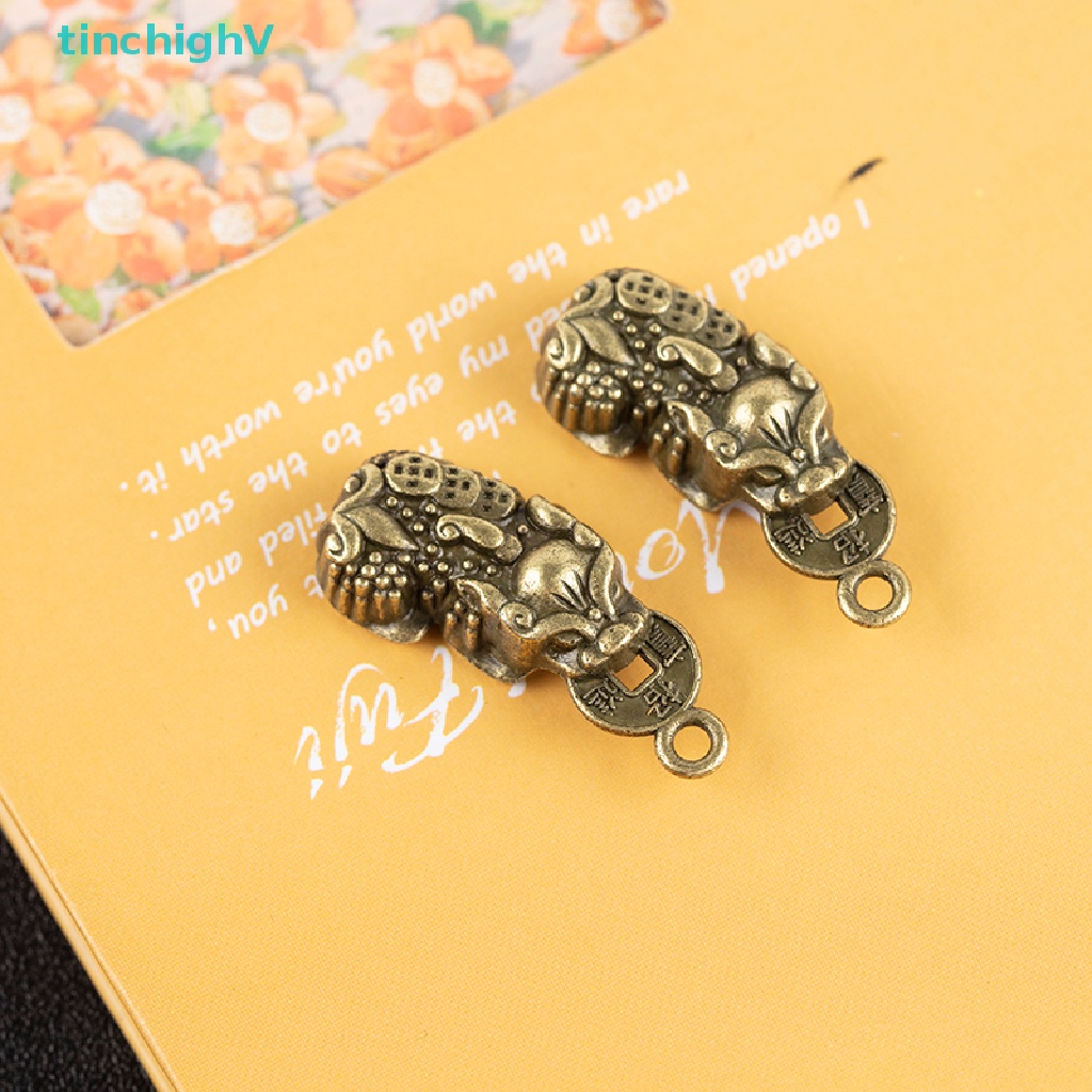 [TinchighV] Mặt Dây Chuyền Hình Pixiu May Mắn Bằng Đồng Thau Thủ Công Cổ Điển Có Móc Khóa Xe Hơi May Mắn [Mới]