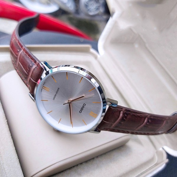 Đồng hồ nữ dây da Casio Anh Khuê LTP-VT01L-7B2UDF