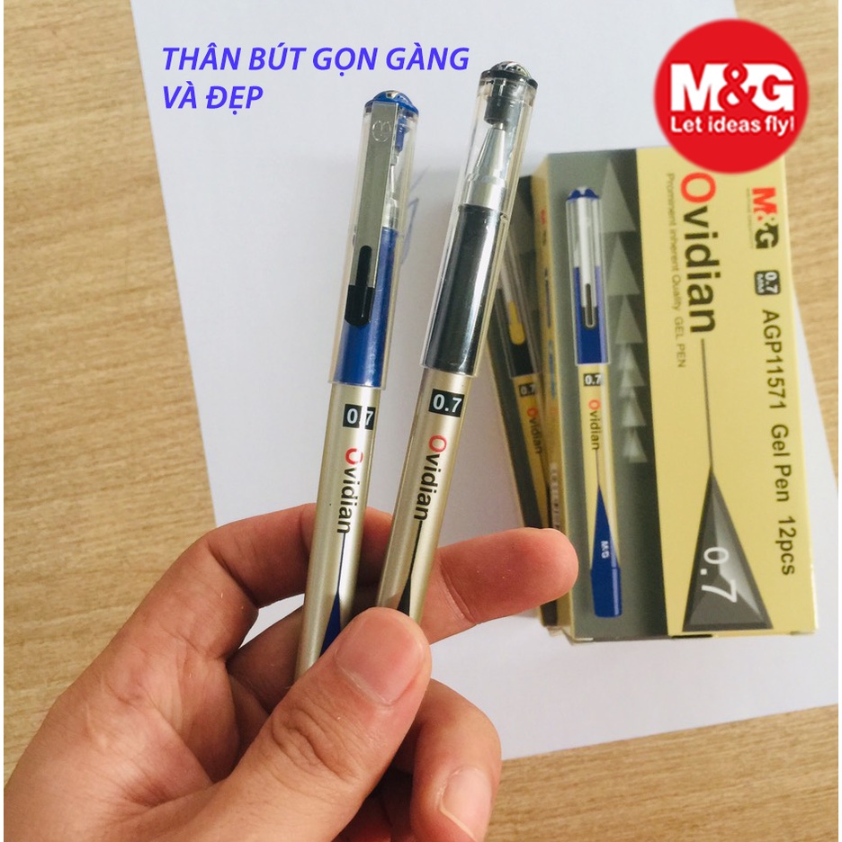 Bút bi mực gel nét 0.5mm AGP11536 được Rubik văn chương sử dụng, đầu bi siêu mượt tay cầm định vị