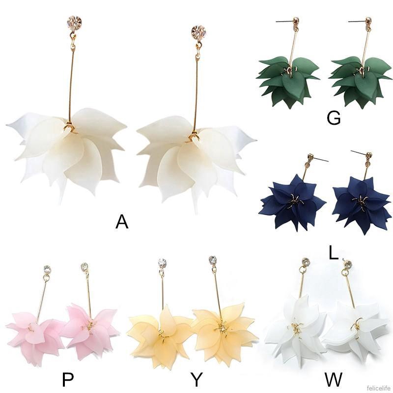 Hoa tai dáng dài + chiếc lá phong cách retro