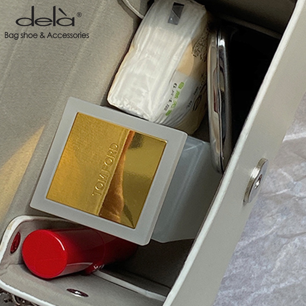 Dela Túi Đeo Chéo Hình Vuông Đính Ngọc Trai Giả Phối Dây Xích Thời Trang Mùa Hè Dễ Thương Cho Nữ 2022