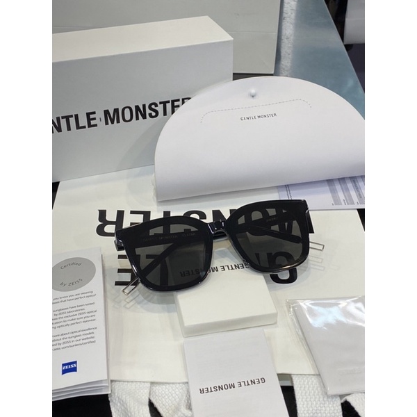 Kính Gentle Monster Papas thời trang nam nữ thiết kế phong cách hiện đại,trẻ trung,cá tính