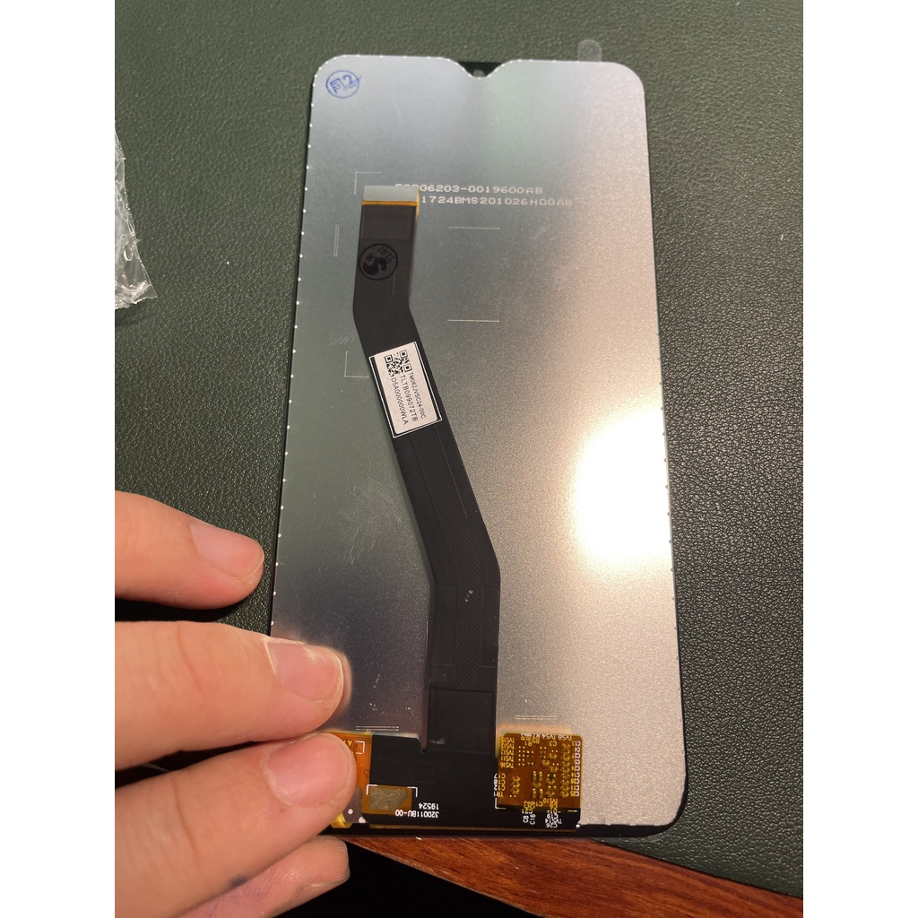 Màn Hình Xiao Mi Redmi 8/8Atặng Kèm Bộ Sửa 8 Trong 1 Và Keo Dán Màn