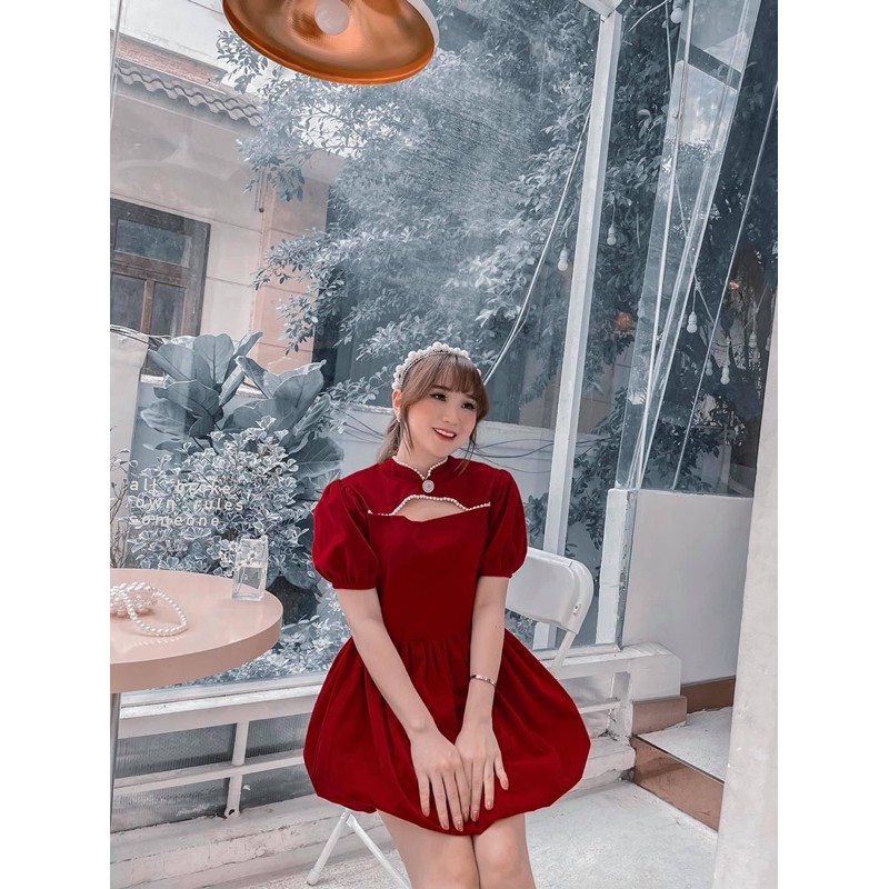 ĐẦM NHUNG KHOÉT NGỰC VIỀN DÁNG BÍ