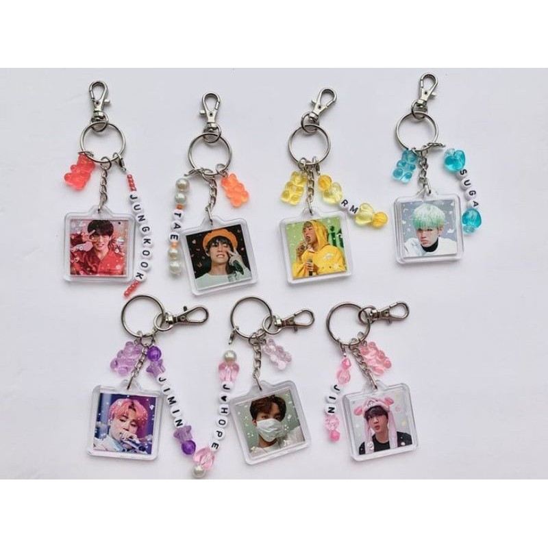 Móc khoá, keyrings + keychain handmade hạt cườm, nhựa kèm theo khung đựng ảnh có thể thay được:333