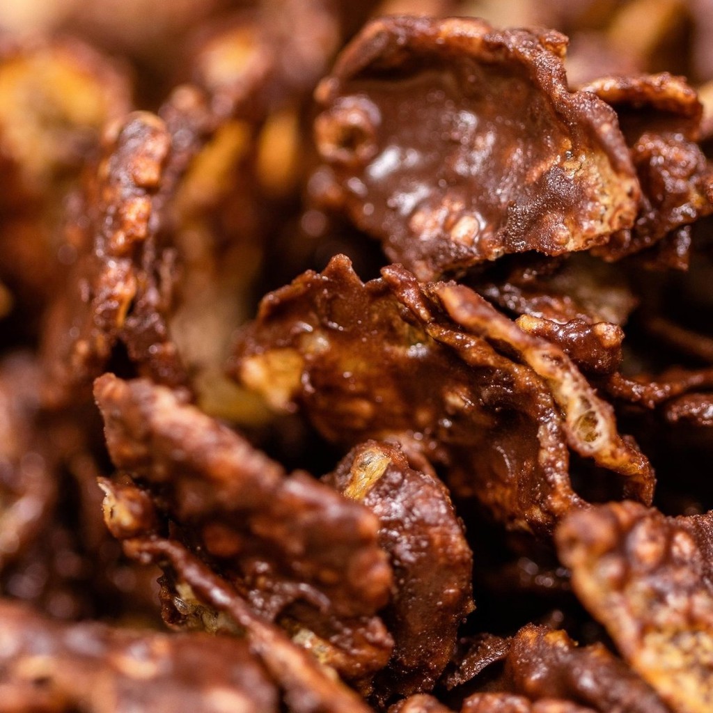 Ngũ Cốc Sôcôla Đen Giòn Ít Đường Dinh Dưỡng Dark Chocolate Crisps Healthy Nibs Snacking 100g