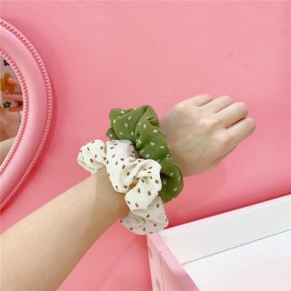 Cột tóc vải hot tren nhiểu màu