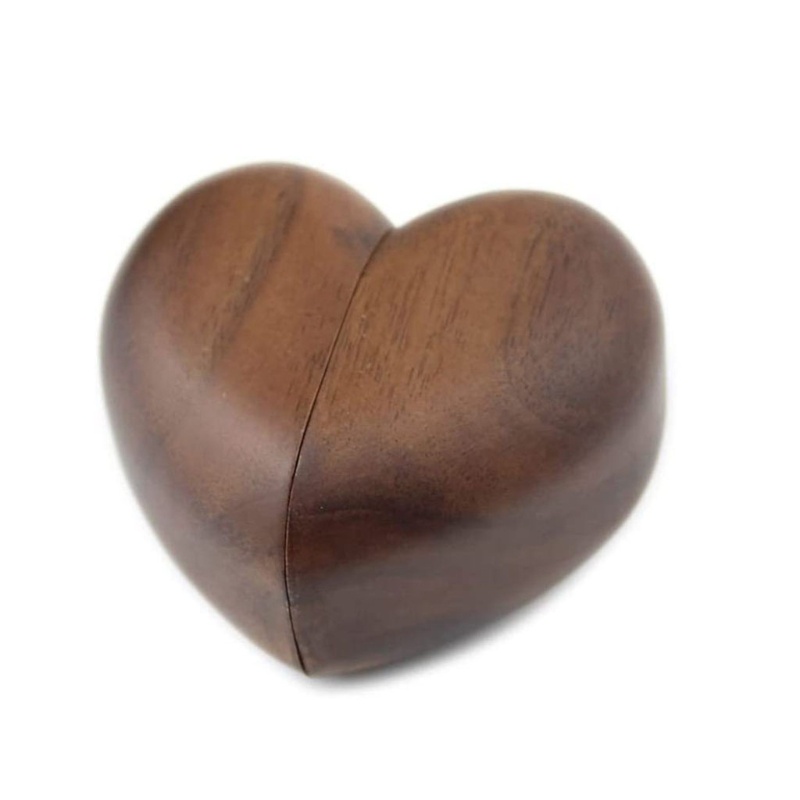 Flgo Hộp Đựng Nhẫn Cưới Bằng Gỗ Hình Trái Tim Đính Đá Quý Sang Trọng