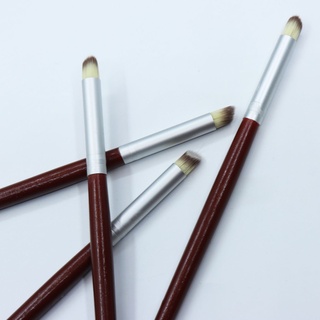 Cọ dặm Ombre LADURA