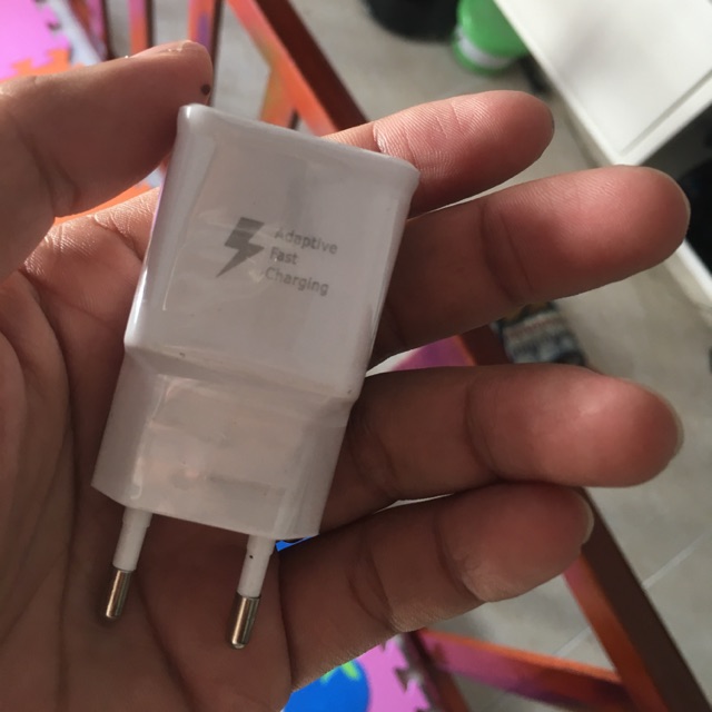 Cốc sạc giá tốt chuẩn 5v 2A