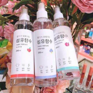 Xịt thơm quần áo 250ml Hàn Quốc