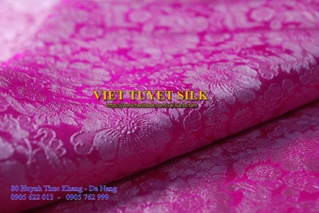 Áo dài lụa tơ tằm