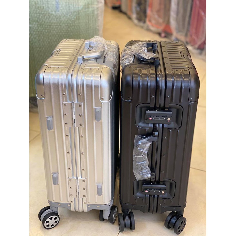 Vali kéo nhôm nguyên khối 28"